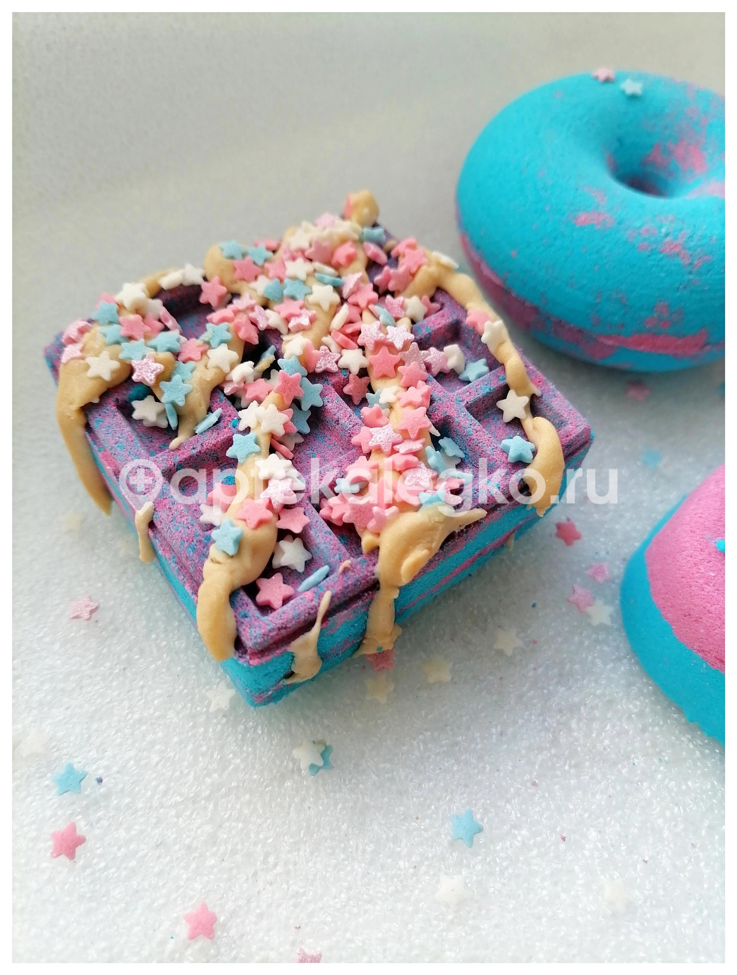 Изображение Набор подарочный шипучие бомбочки для ванн (расслабление + бодрость) №44 НАБОР ПОДАРОЧНЫЙ ШИПУЧИЕ БОМБОЧКИ ДЛЯ ВАНН (РАССЛАБЛЕНИЕ + БОДРОСТЬ) №44 ФИТОКОСМЕТИК